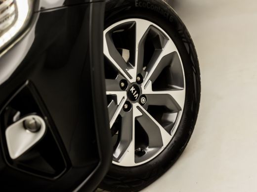 Kia Stonic 1.0 T-GDi DynamicLine (APPLE CARPLAY, NAVIGATIE, CRUISE, CAMERA, LM VELGEN, SPORTSTOELEN, PARKEER... ActivLease financial lease