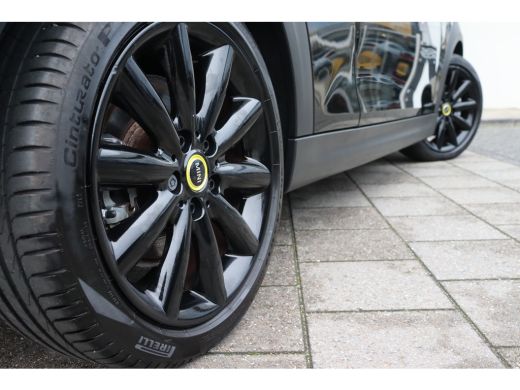 Mini Electric Essential / Sportstoelen / Achteruitrijcamera / Comfort Access / LED / Stoelverwarming ActivLease financial lease