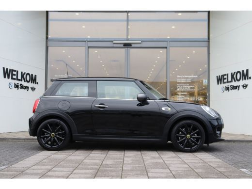 Mini Electric Essential / Sportstoelen / Achteruitrijcamera / Comfort Access / LED / Stoelverwarming ActivLease financial lease