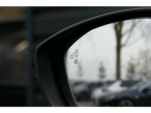 Opel Corsa 1.2 TURBO 100PK 5-DRS GS AUTOMAAT / NAVI / CLIMA / LED / PDC / 16"LMV / CAMERA / KEYLESS / BLUETO... ActivLease financial lease