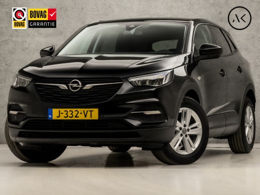 Opel Grandland X 1.2 Turbo Sport Automaat (APPLE CARPLAY, GROOT NAVI, GETINT GLAS, CRUISE, SPORTSTOELEN, PARKEERSE...