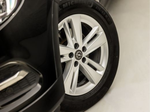 Opel Grandland X 1.2 Turbo Sport Automaat (APPLE CARPLAY, GROOT NAVI, GETINT GLAS, CRUISE, SPORTSTOELEN, PARKEERSE... ActivLease financial lease