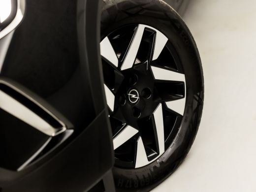 Opel Mokka 1.2 Sport (VIRTUAL COCKPIT, APPLE CARPLAY, GROOT NAVI, 360 CAMERA, CLIMATE, LM VELGEN, SPORTSTOEL... ActivLease financial lease