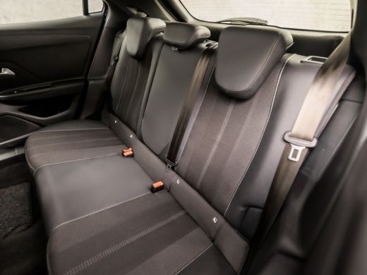 Opel Mokka 1.2 Sport (VIRTUAL COCKPIT, APPLE CARPLAY, GROOT NAVI, 360 CAMERA, CLIMATE, LM VELGEN, SPORTSTOEL... ActivLease financial lease