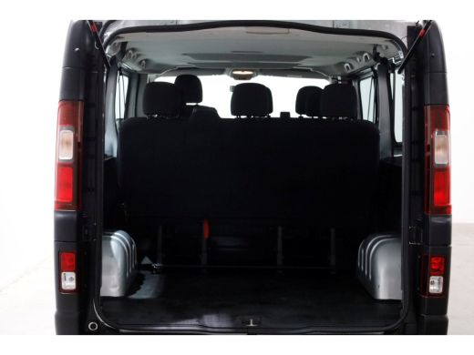 Opel Vivaro Combi 1.6 CDTI 120pk E6 L2H1 Personenbus Incl BTW/BPM 01-2019 ActivLease financial lease