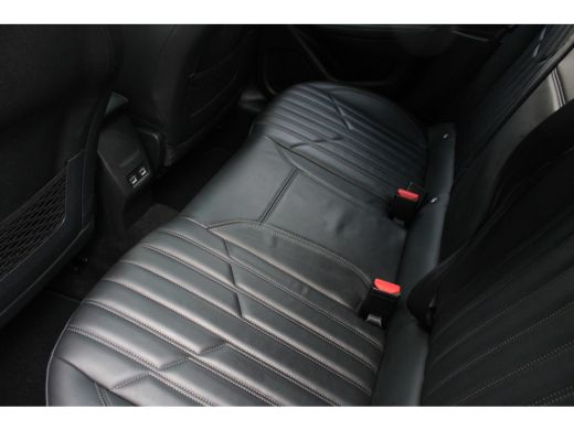 Peugeot 208 1.2 PureTech GT-Line | Automaat | Navigatie | Camera | Panoramadak | Lederen bekleding | Stoelver... ActivLease financial lease