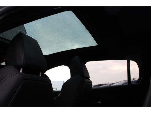 Peugeot 208 1.2 PureTech GT-Line | Automaat | Navigatie | Camera | Panoramadak | Lederen bekleding | Stoelver... ActivLease financial lease