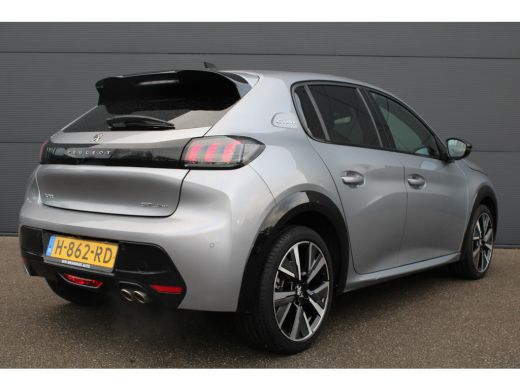 Peugeot 208 1.2 PureTech GT-Line | Automaat | Navigatie | Camera | Panoramadak | Lederen bekleding | Stoelver... ActivLease financial lease