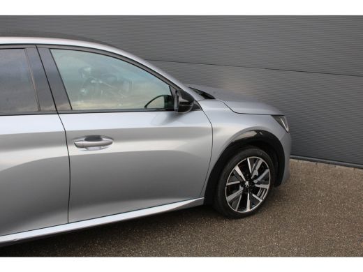 Peugeot 208 1.2 PureTech GT-Line | Automaat | Navigatie | Camera | Panoramadak | Lederen bekleding | Stoelver... ActivLease financial lease