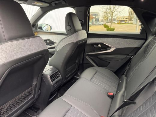 Peugeot 3008 1.2 Hybrid 136PK GT Automaat | Stoel + Stuurverwarming | Camera | Elektrische Achterklep | Apple ... ActivLease financial lease