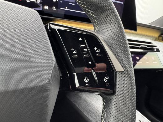 Peugeot 3008 1.2 Hybrid 136PK GT Automaat | Stoel + Stuurverwarming | Camera | Elektrische Achterklep | Apple ... ActivLease financial lease