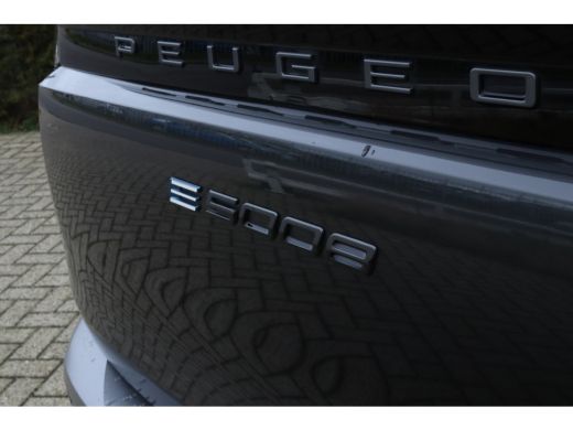 Peugeot e-5008 GT Avantage 73 kWh | Adapt. Cruise | Alcantara | Schuifdak | Massage | 7-Pers | 360 Camera | Keyl... ActivLease financial lease