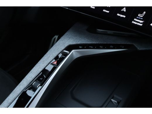 Peugeot e-5008 GT Avantage 73 kWh | Adapt. Cruise | Alcantara | Schuifdak | Massage | 7-Pers | 360 Camera | Keyl... ActivLease financial lease