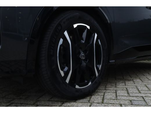 Peugeot e-5008 GT Avantage 73 kWh | Adapt. Cruise | Alcantara | Schuifdak | Massage | 7-Pers | 360 Camera | Keyl... ActivLease financial lease