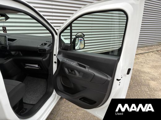 Peugeot Partner 1.5 BlueHDI 130PK L1H1 Automaat Premium Carplay Trekhaak Cruise Sensoren ActivLease financial lease