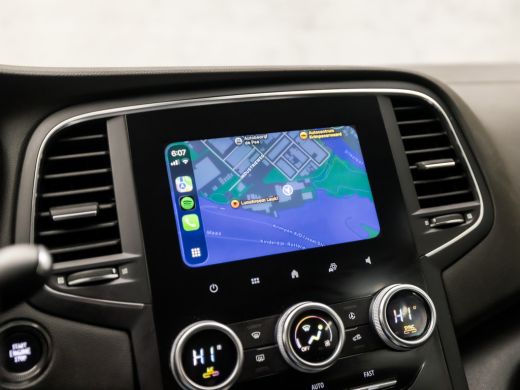 Renault M&eacute;gane Estate Estate 1.3 TCe Sport Deluxe (VIRTUAL COCKPIT, APPLE CARPLAY, GROOT NAVI, SPORTSTOELEN, CAMERA, LE... ActivLease financial lease