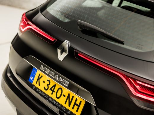 Renault M&eacute;gane Estate Estate 1.3 TCe Sport Deluxe (VIRTUAL COCKPIT, APPLE CARPLAY, GROOT NAVI, SPORTSTOELEN, CAMERA, LE... ActivLease financial lease