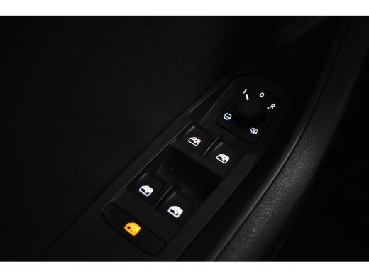 Skoda Karoq 1.5 TSI ACT 150PK DSG ELEGANCE VIRTUAL/CAMERA/CARPLAY ActivLease financial lease