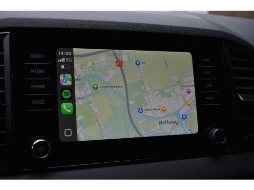 Skoda Karoq 1.5 TSI ACT 150PK DSG ELEGANCE VIRTUAL/CAMERA/CARPLAY ActivLease financial lease