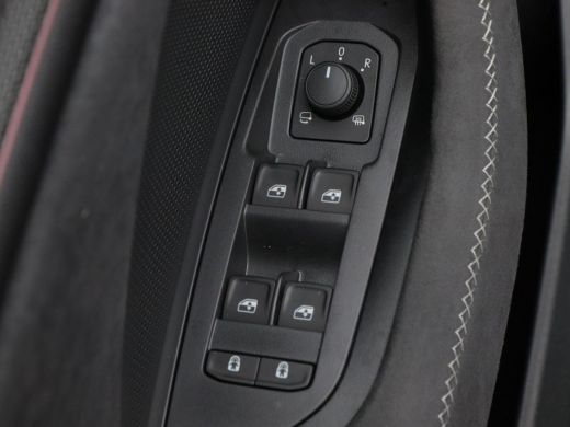 Skoda Kodiaq 1.5 TSi 204 Pk Automaat PHEV Sportline Business | Panoramadak | Trekhaak | Full LED | 20 Inch | S... ActivLease financial lease