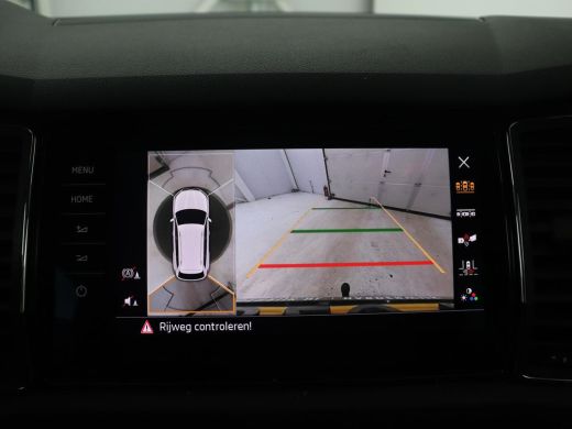 Skoda Kodiaq 1.5 TSI Business Edition Plus | Panoramadak | Trekhaak | Stoelverwarming | Adaptive cruise | Came... ActivLease financial lease