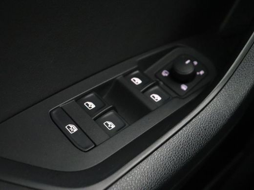 Skoda Kodiaq 1.5 TSI Business Edition Plus | Panoramadak | Trekhaak | Stoelverwarming | Adaptive cruise | Came... ActivLease financial lease