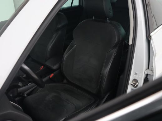 Skoda Kodiaq 1.5 TSI Business Edition Plus | Panoramadak | Trekhaak | Stoelverwarming | Adaptive cruise | Came... ActivLease financial lease