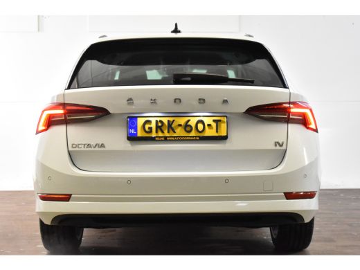 Skoda Octavia Combi TSI iV PHEV 204PK DSG HYBRID BUSINESS NAVI/CARPLAY/PDC ActivLease financial lease