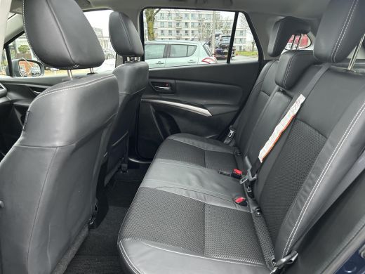 Suzuki S-Cross 1.5 Hybrid Style ActivLease financial lease