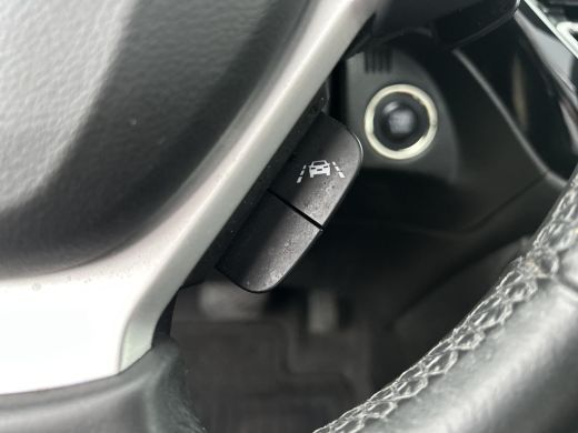 Suzuki S-Cross 1.5 Hybrid Style ActivLease financial lease