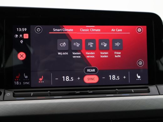 Volkswagen Golf 1.0 eTSI DSG + VIRTUAL COCKPIT | SFEERVERLICHTING | STUURVERW. / STOELVERW. | CAMERA | ADAPTIVE C... ActivLease financial lease