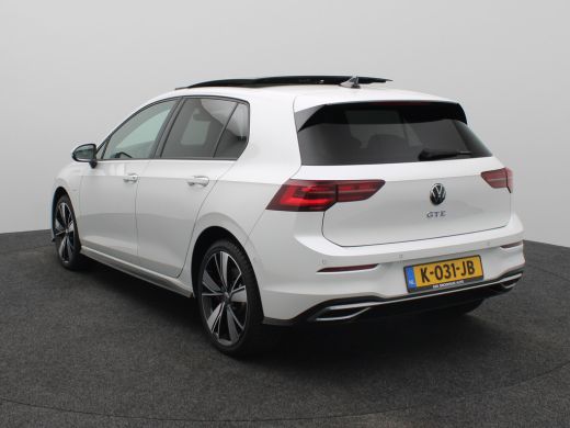 Volkswagen Golf 1.4 eHybrid GTE NL Auto! | Achteruitrijcamera | Apple Carplay/Android Auto|telefoonintegratie pre... ActivLease financial lease