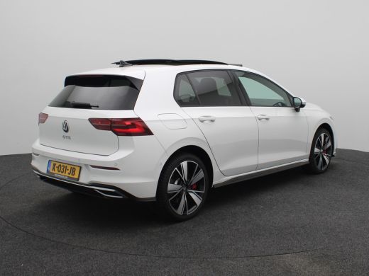 Volkswagen Golf 1.4 eHybrid GTE NL Auto! | Achteruitrijcamera | Apple Carplay/Android Auto|telefoonintegratie pre... ActivLease financial lease