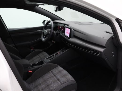 Volkswagen Golf 1.4 eHybrid GTE NL Auto! | Achteruitrijcamera | Apple Carplay/Android Auto|telefoonintegratie pre... ActivLease financial lease