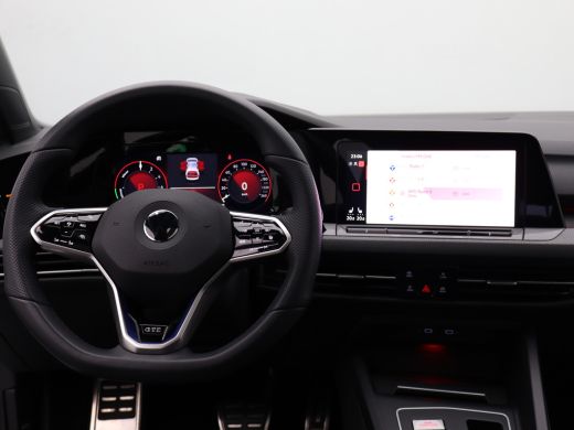 Volkswagen Golf 1.4 eHybrid GTE NL Auto! | Achteruitrijcamera | Apple Carplay/Android Auto|telefoonintegratie pre... ActivLease financial lease