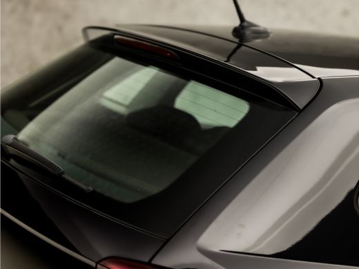 Volkswagen Polo 1.0 TSI Sportline (APPLE CARPLAY, GROOT NAVI, CLIMATE, CAMERA, SPORTSTOELEN, LM VELGEN, ADAPTIVE ... ActivLease financial lease