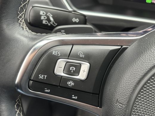 Volkswagen Tiguan 1.5 TSI ACT Highline 3x R-Line | Automaat | Pano | Adaptive Cruise | Stoelverwarming ActivLease financial lease