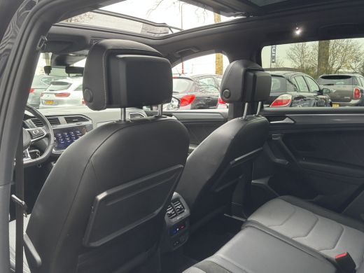 Volkswagen Tiguan 1.5 TSI ACT Highline 3x R-Line | Automaat | Pano | Adaptive Cruise | Stoelverwarming ActivLease financial lease
