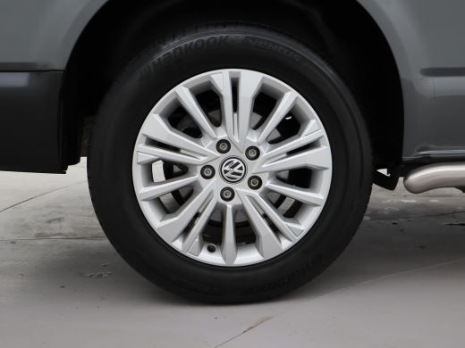 Volkswagen Transporter 2.0 TDI L2H1 + LEDER | TREKHAAK | CAMERA | APPLE CARPLAY | L.M. VELGEN ActivLease financial lease