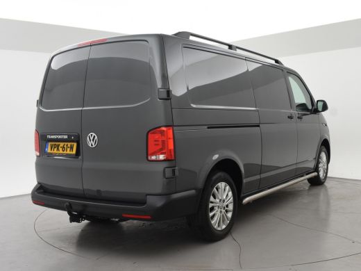 Volkswagen Transporter 2.0 TDI L2H1 + LEDER | TREKHAAK | CAMERA | APPLE CARPLAY | L.M. VELGEN ActivLease financial lease