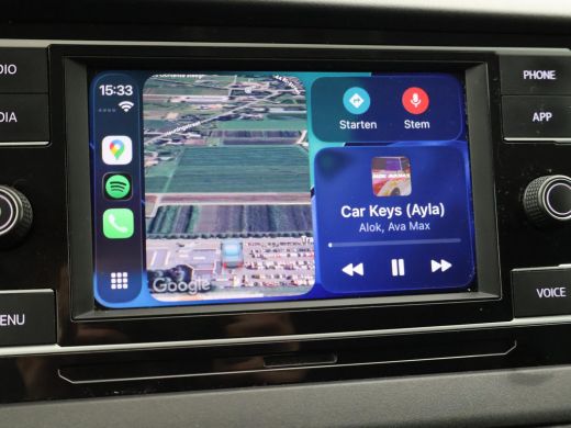 Volkswagen Transporter 2.0 TDI L2H1 + LEDER | TREKHAAK | CAMERA | APPLE CARPLAY | L.M. VELGEN ActivLease financial lease