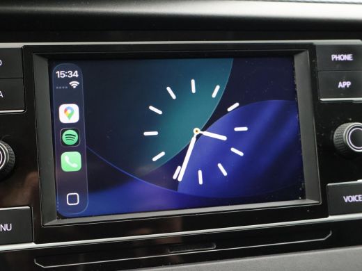 Volkswagen Transporter 2.0 TDI L2H1 + LEDER | TREKHAAK | CAMERA | APPLE CARPLAY | L.M. VELGEN ActivLease financial lease