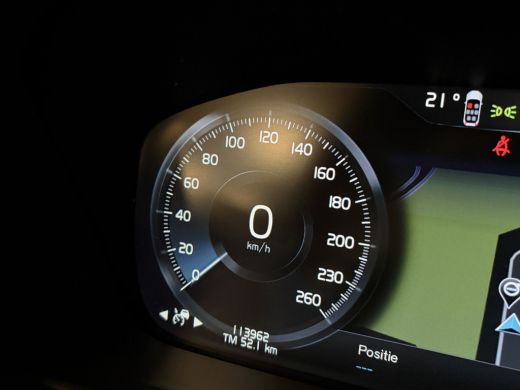 Volvo  XC90 T8 AWD Recharge R-Design Long Range Luchtvering | Trekhaak | 455pk | 360° Camera | Schuifdak | He... ActivLease financial lease