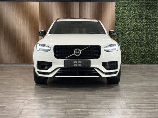 Volvo  XC90 T8 AWD Recharge R-Design Long Range Luchtvering | Trekhaak | 455pk | 360° Camera | Schuifdak | He...
