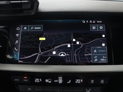 Audi A3 30 TFSI Business edition | Trekhaak | Adaptive cruise | Carplay | Park Assist | Climate control |... ActivLease financial lease