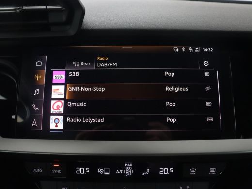 Audi A3 30 TFSI Business edition | Trekhaak | Adaptive cruise | Carplay | Park Assist | Climate control |... ActivLease financial lease