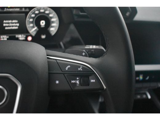 Audi A3 Sportback 40 TFSI e 204pk S line | TREKHAAK | MEMORY | HEAD UP | STOELVERW. | APP. CONNECT | ADAP... ActivLease financial lease