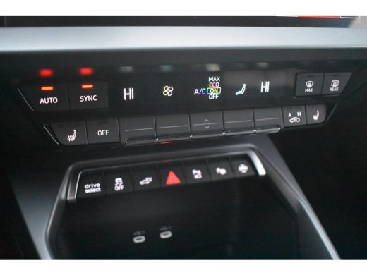 Audi A3 Sportback 40 TFSI e 204pk S line | TREKHAAK | MEMORY | HEAD UP | STOELVERW. | APP. CONNECT | ADAP... ActivLease financial lease