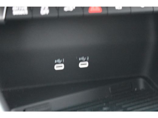 Audi A3 Sportback 40 TFSI e 204pk S line | TREKHAAK | MEMORY | HEAD UP | STOELVERW. | APP. CONNECT | ADAP... ActivLease financial lease