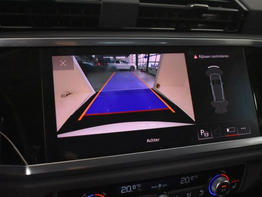 Audi Q3 45 TFSI e S edition | Camera achter | Lederen bekleding | Dodehoekdetectie | Park assist | Naviga... ActivLease financial lease
